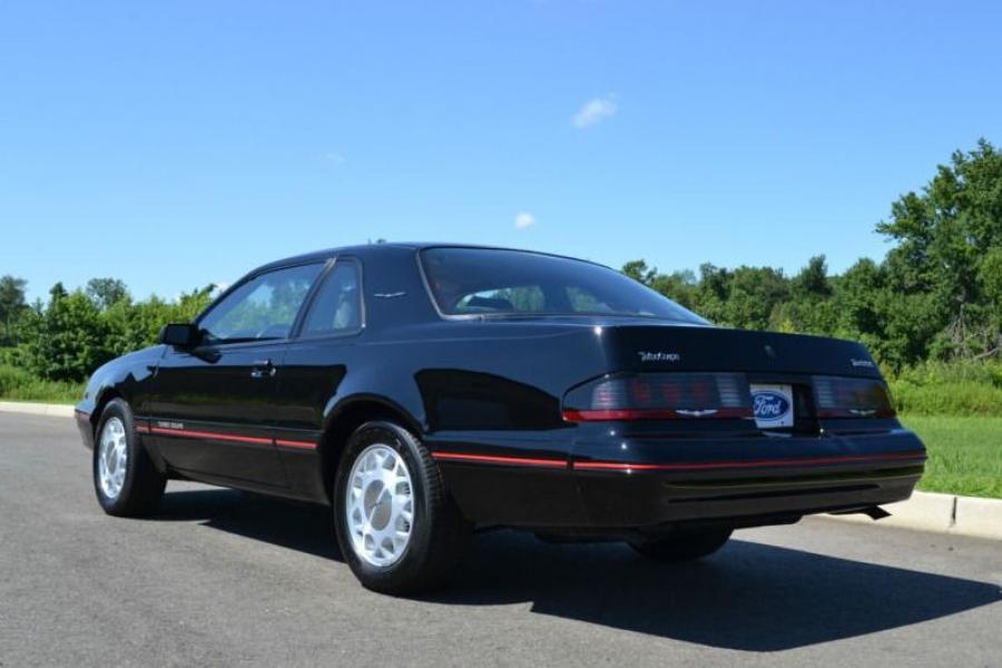  Ford Thunderbird Turbo Coupe 1987 года  (фото 3 из 17)